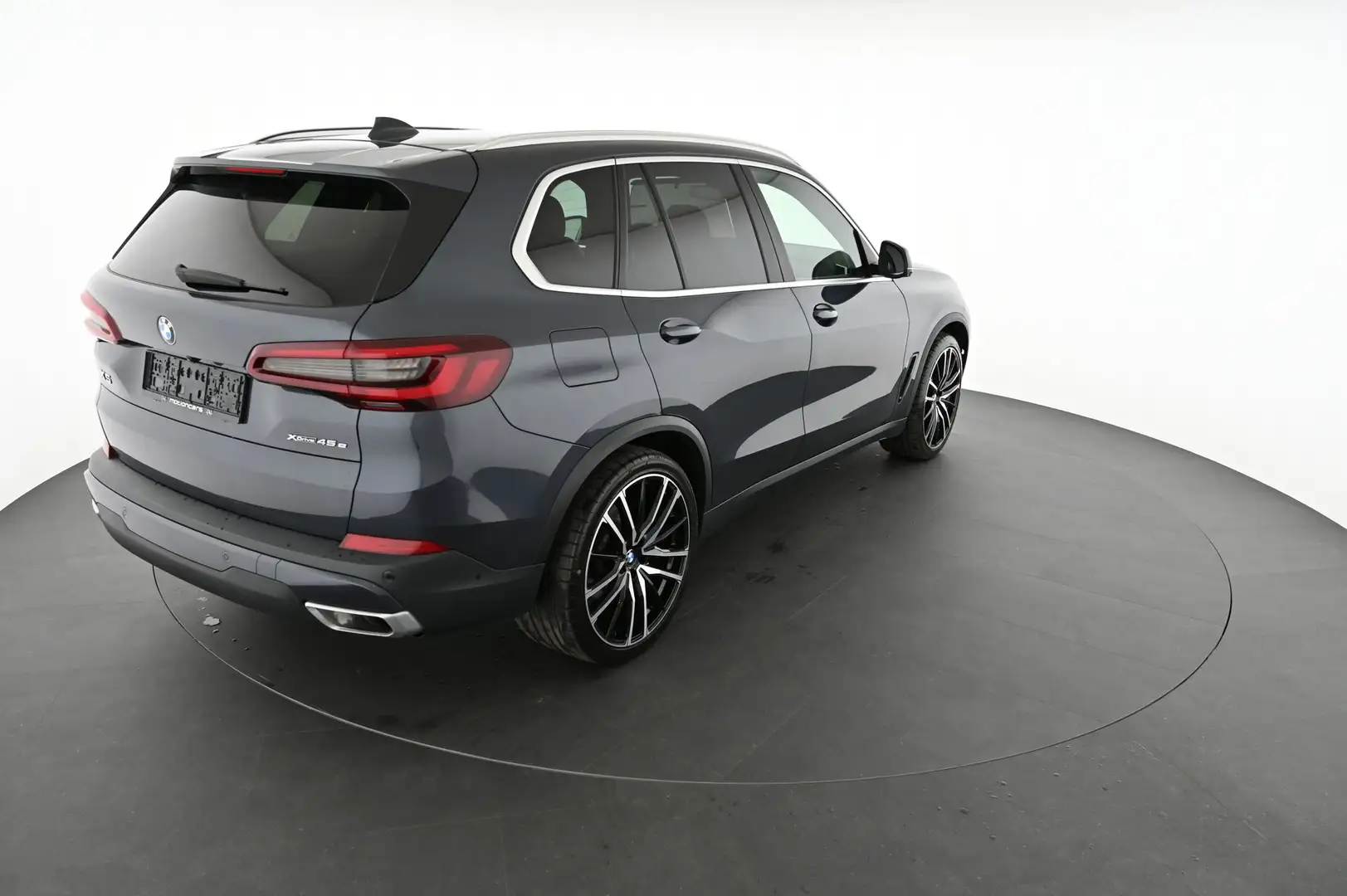 BMW X5 xDrive45e Grau - 2