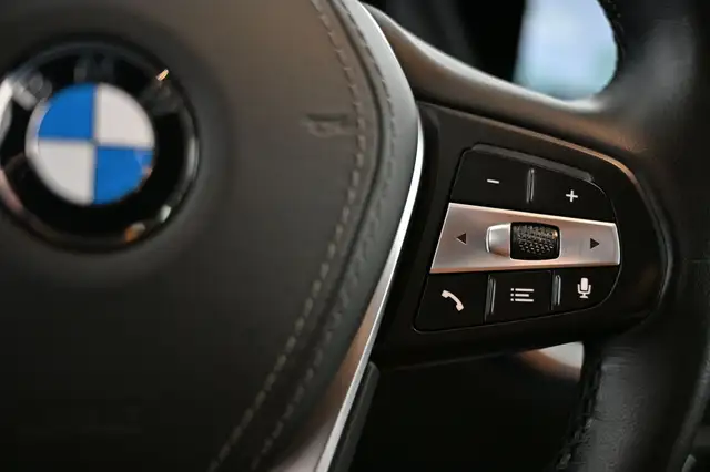 BMW X5 view 26