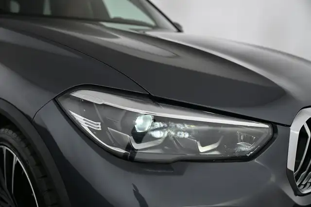 BMW X5 view 15