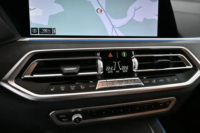 BMW X5 view 23