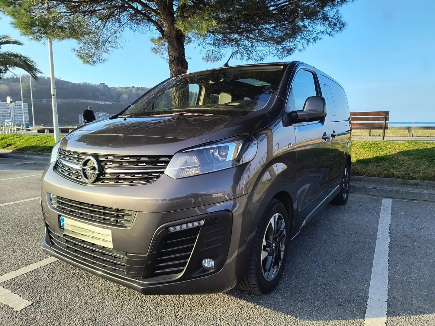 Opel Zafira Life Zafira+Life+2.0D+S+Innovation+150+Innovation Gris - 2