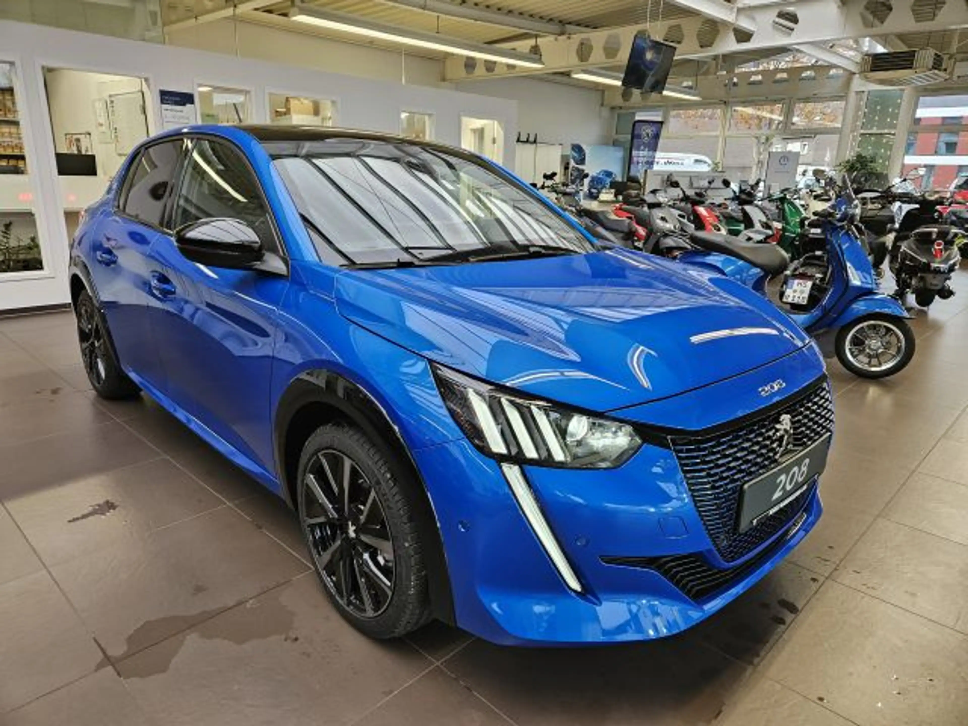 Peugeot 208 Elektromotor 136 GT+