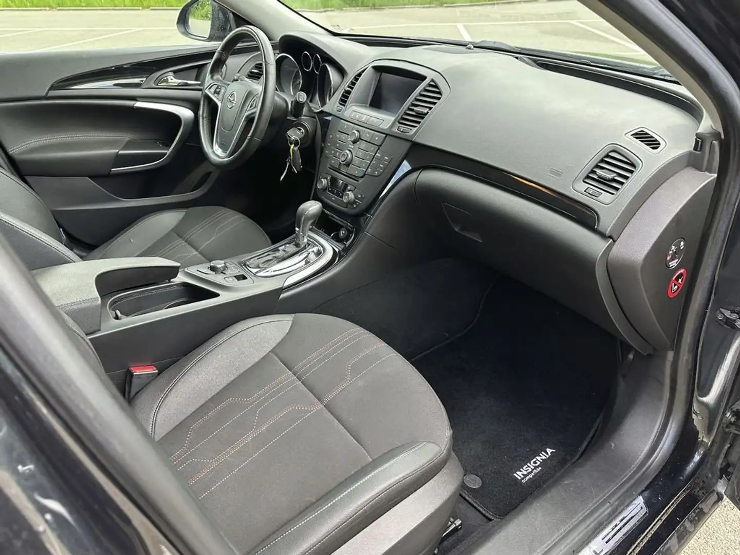 Opel Insignia Insignia 2.0 t Cosmo 220cv auto Noir - 2