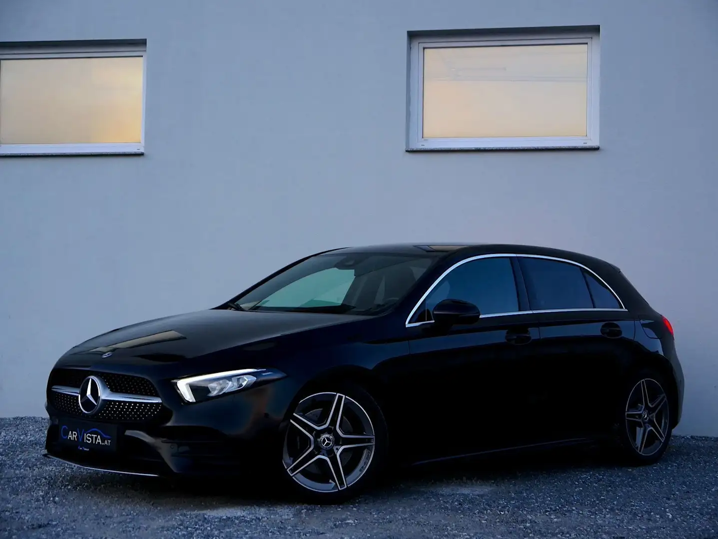 Mercedes-Benz A 220 4MATIC Aut. AMG-LINE Noir - 1