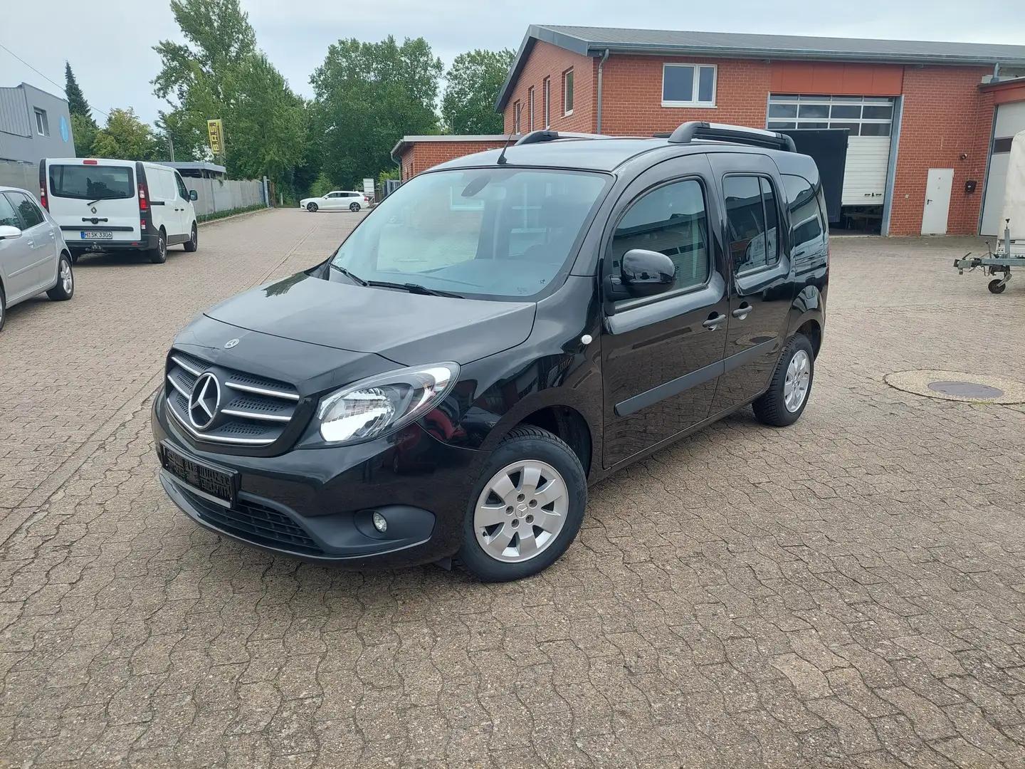 Mercedes-Benz Citan 111 CDI "lang Tourer Edition",Klima,GRA,SHZ,PDC, Schwarz - 1