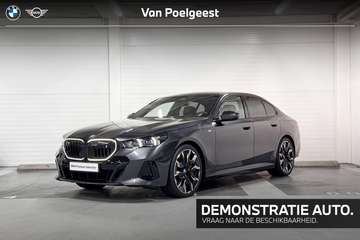 Sedan eDrive40 | M-Sport Pro | Travel Pack | Innov