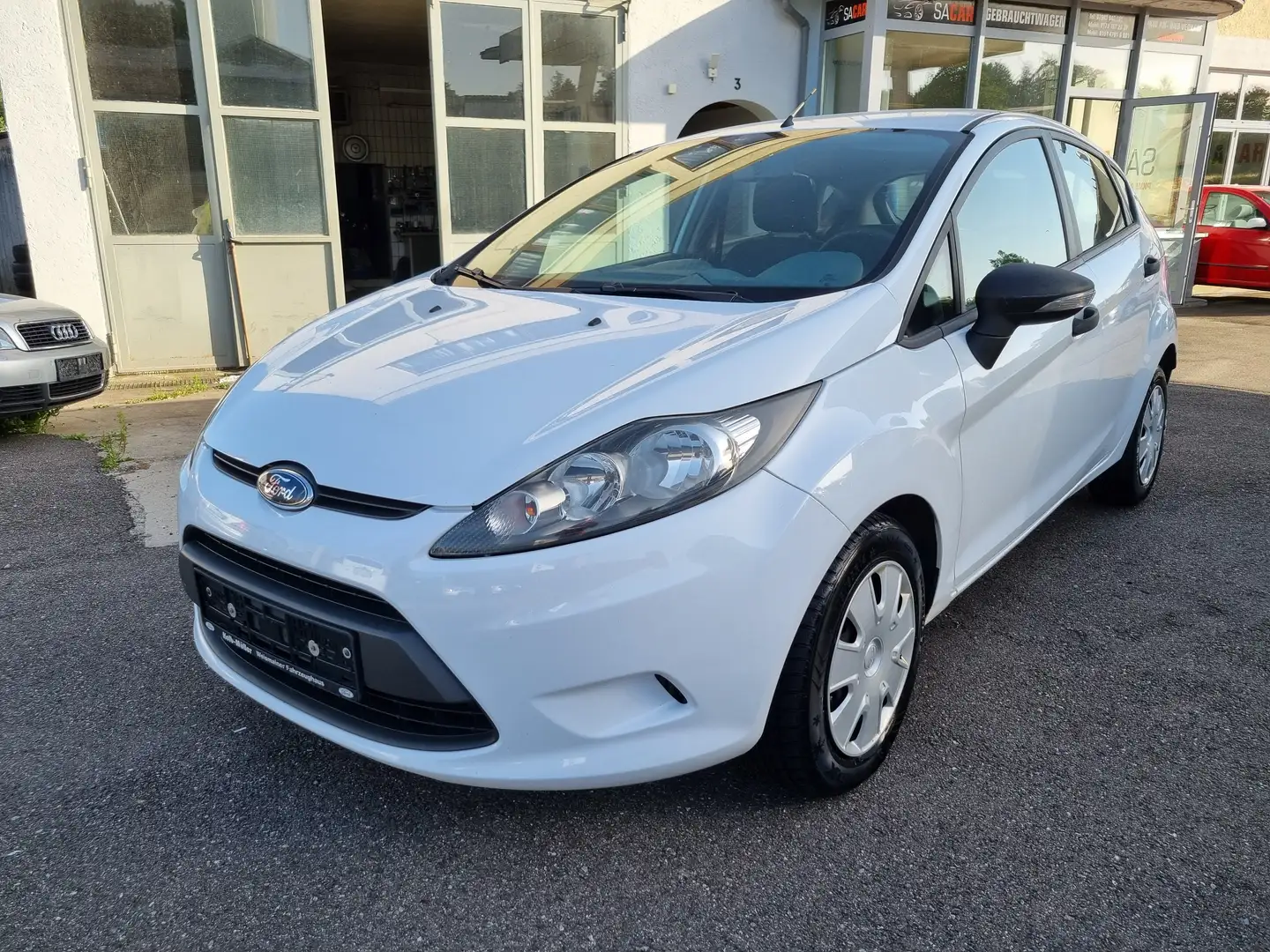 Ford Fiesta EURO 4 / KLIMA / EXPORT!!!FESTPREIS!!! Weiß - 1