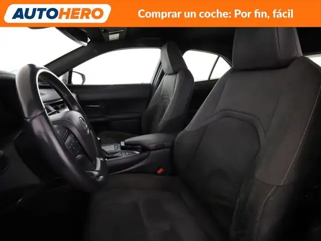 Lexus Ux view 11