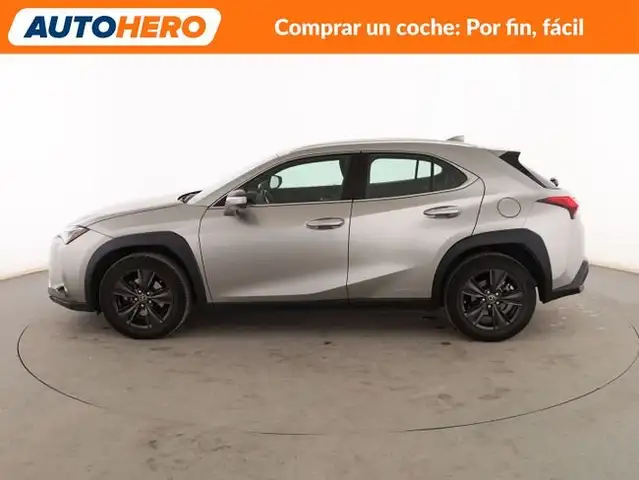Lexus Ux view 3