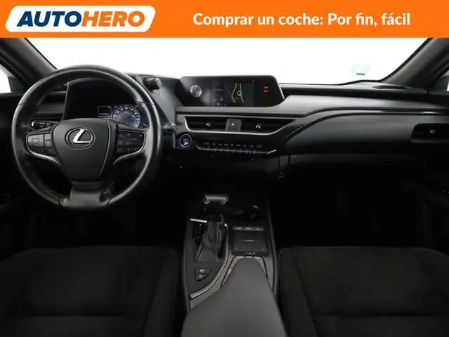 Lexus Ux view 13