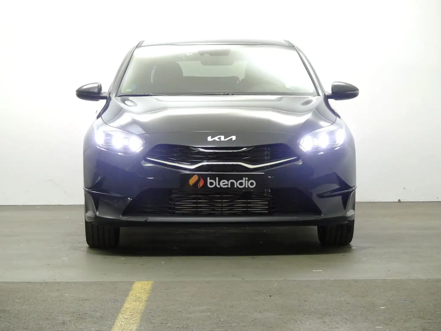 Kia 1.6 MHEV TECH 136 5P Gris - 2