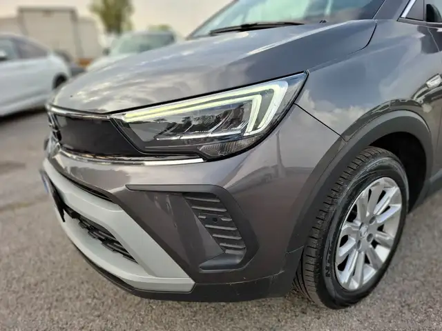 Opel Crossland X view 4