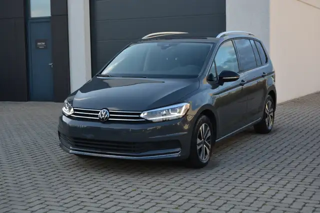 Volkswagen Touran 1.5 TSI 150PK 7Plaats Comfortline - GPS - Camera -Trekhaak - 2026