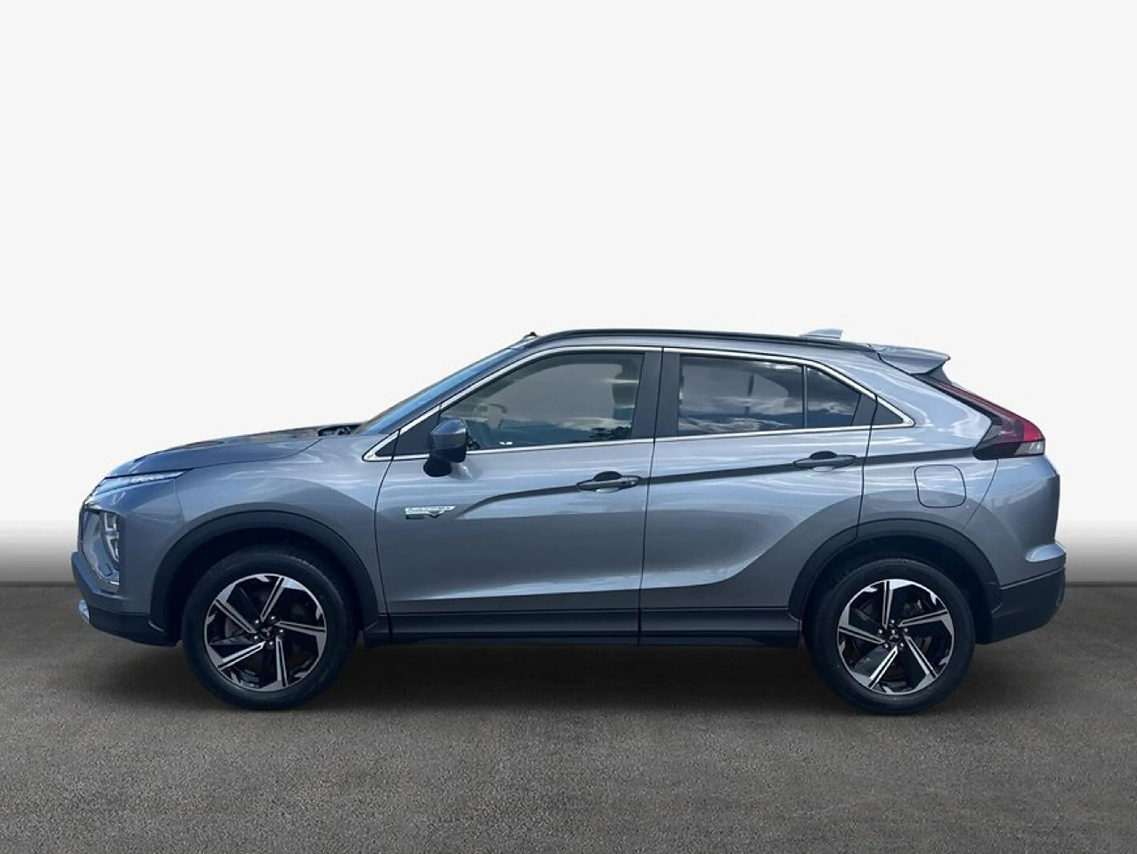 Mitsubishi Eclipse Cross Plug-In Hybrid 4WD Plus — photo 5