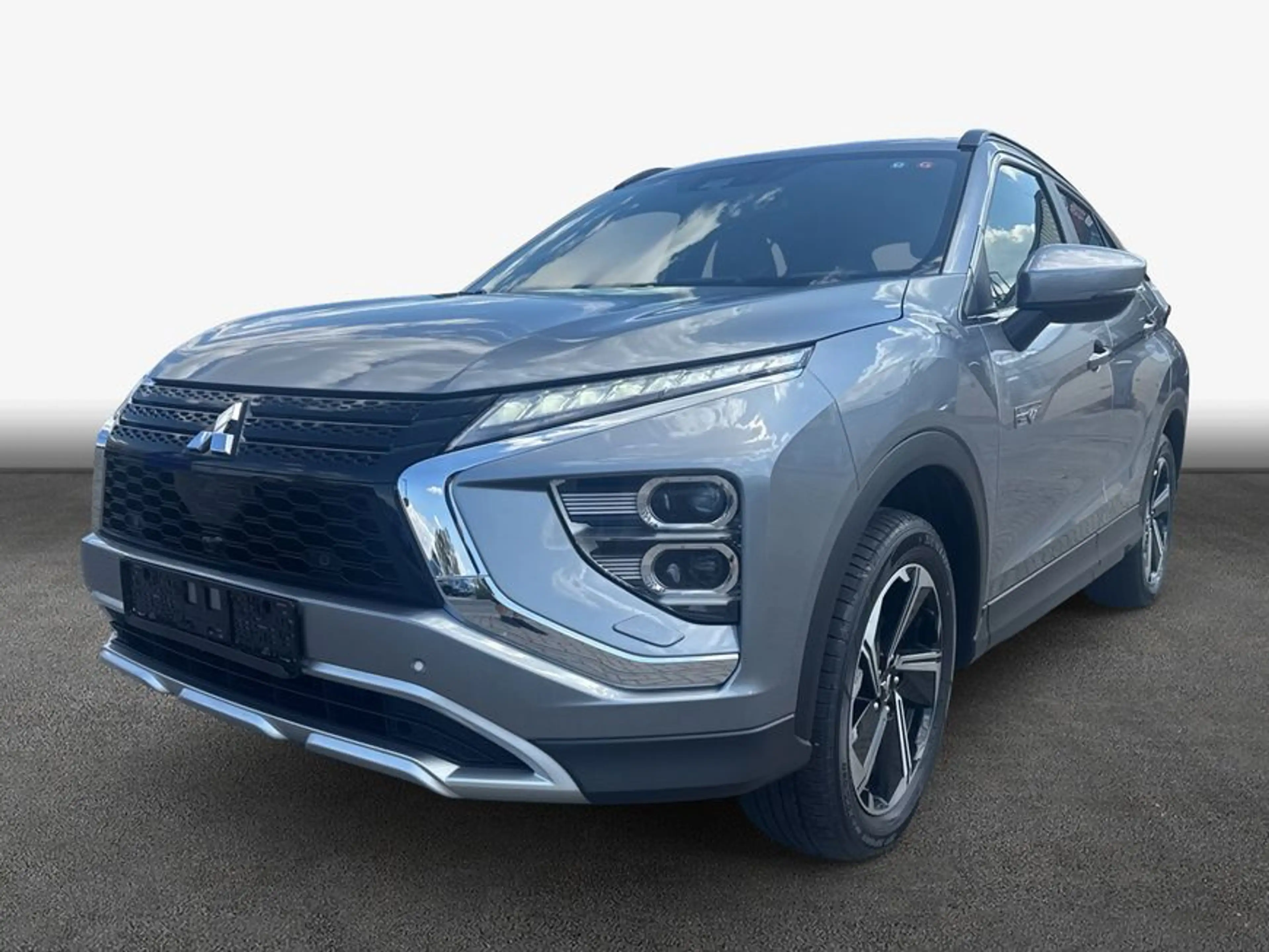 Mitsubishi Eclipse Cross Plug-In Hybrid 4WD Plus — photo 7