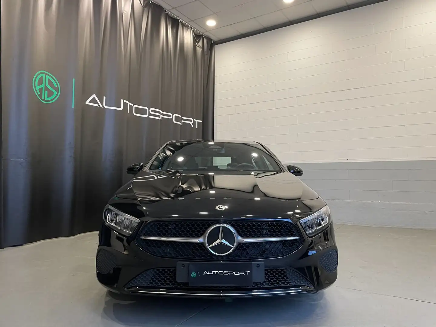 Mercedes-Benz A 180 A 180 d Automatic Advanced Plus Progressive Nero - 2