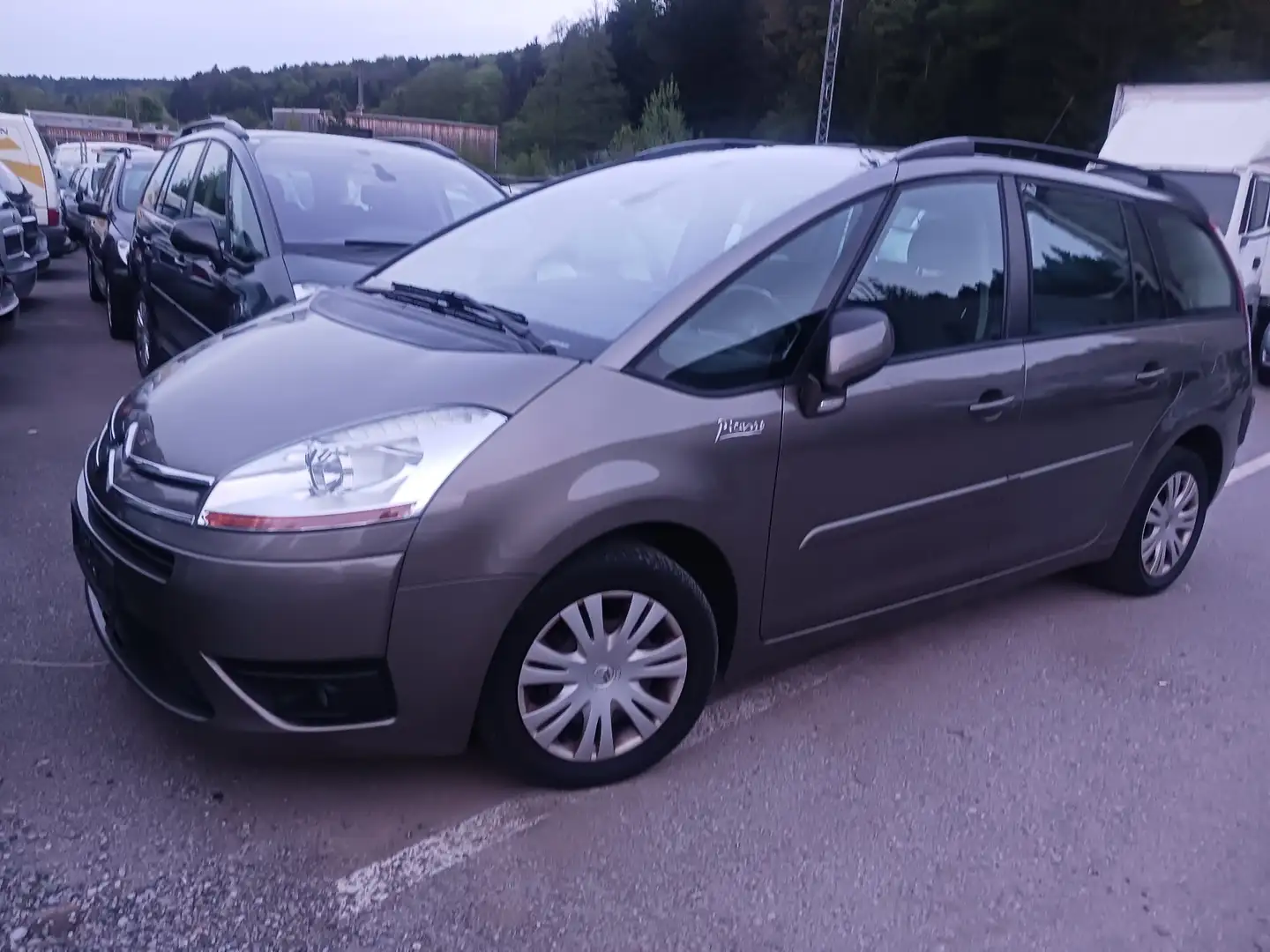 Citroen C4 Picasso 1.6 HDi FAP EGS6 Exclusive Brązowy - 1