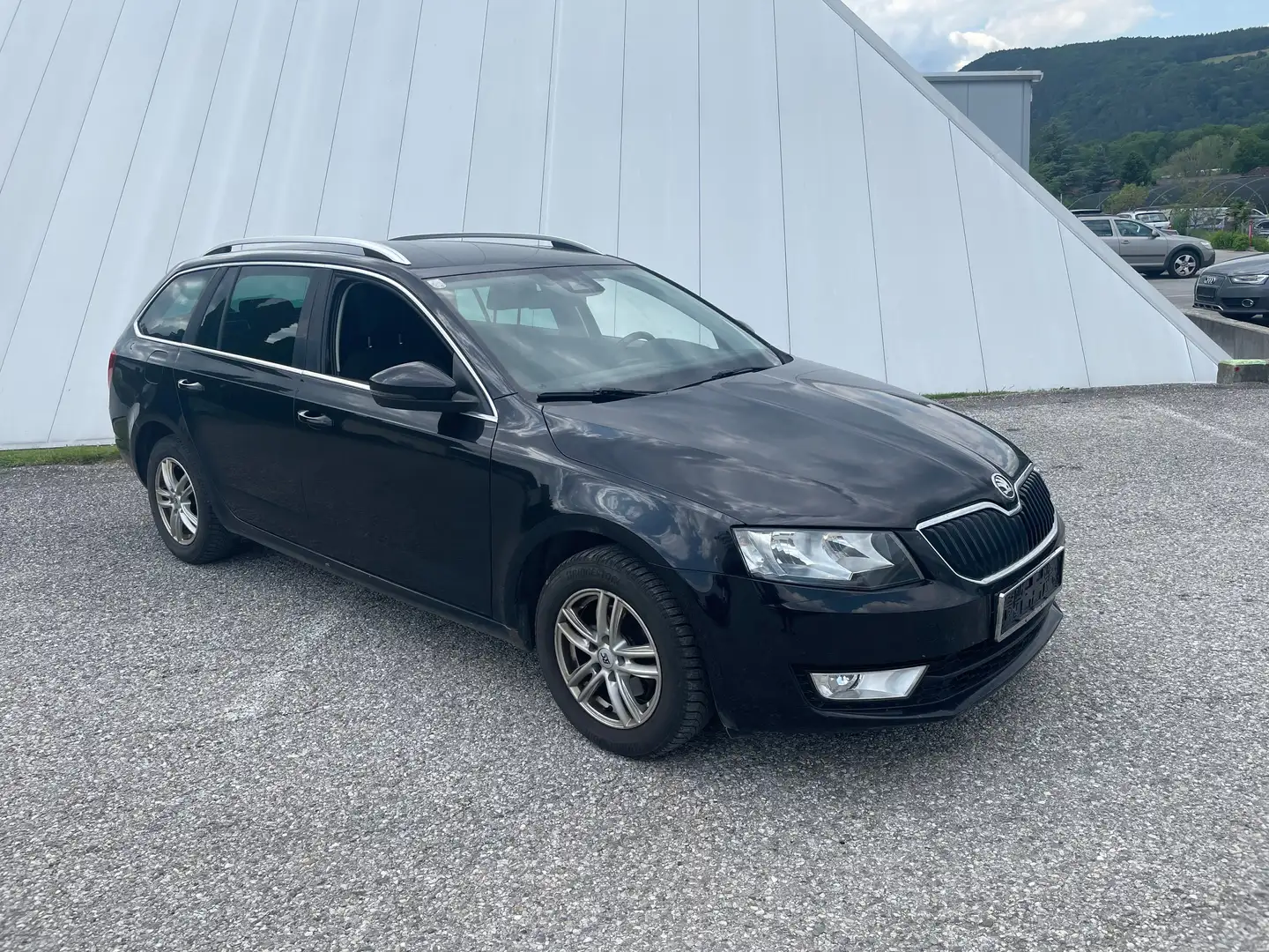 Skoda Octavia Elegance Noir - 1