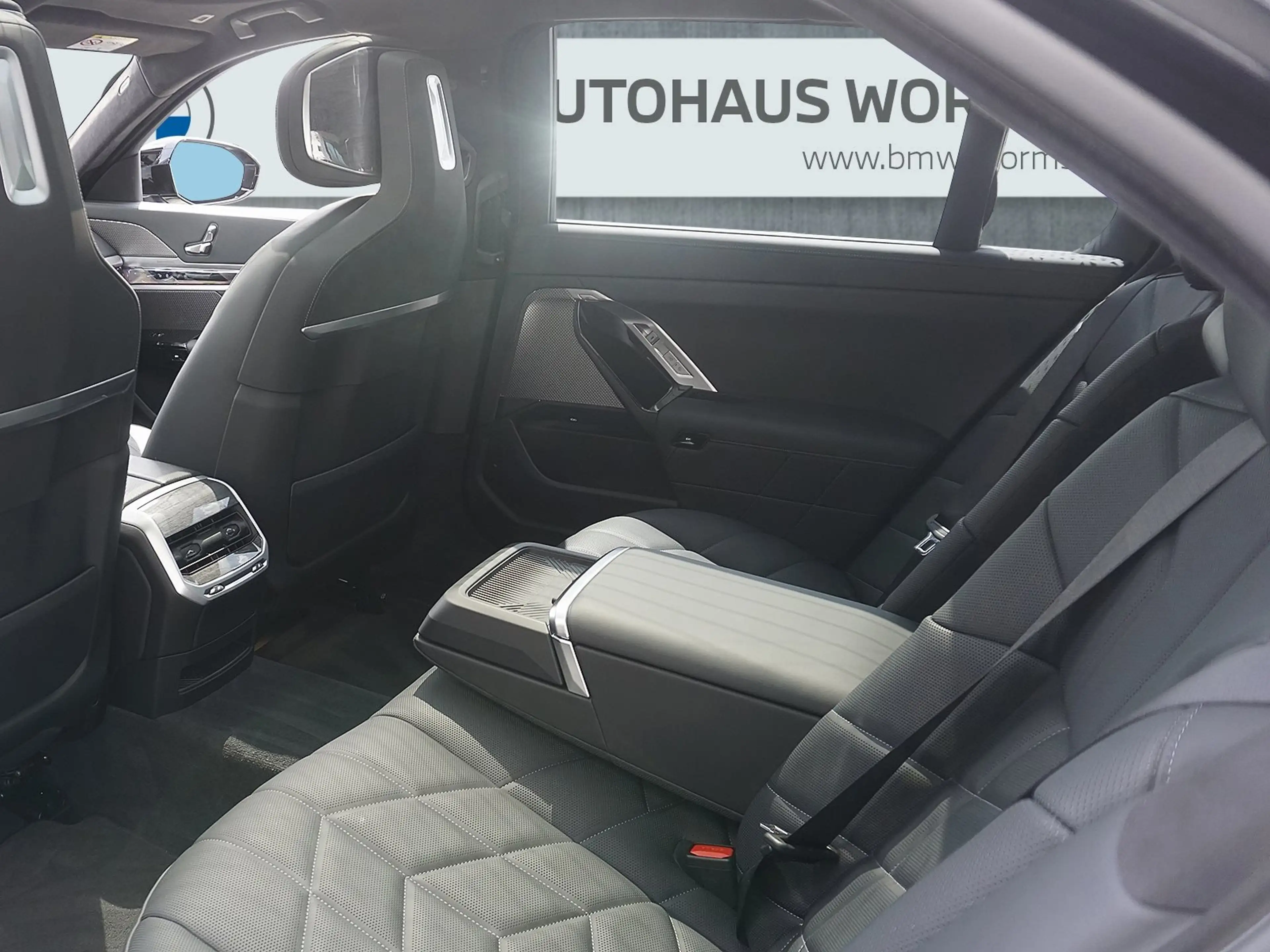 BMW 760 M760e xDrive Limousine Sportpaket DAB Pano.Dach — photo 11