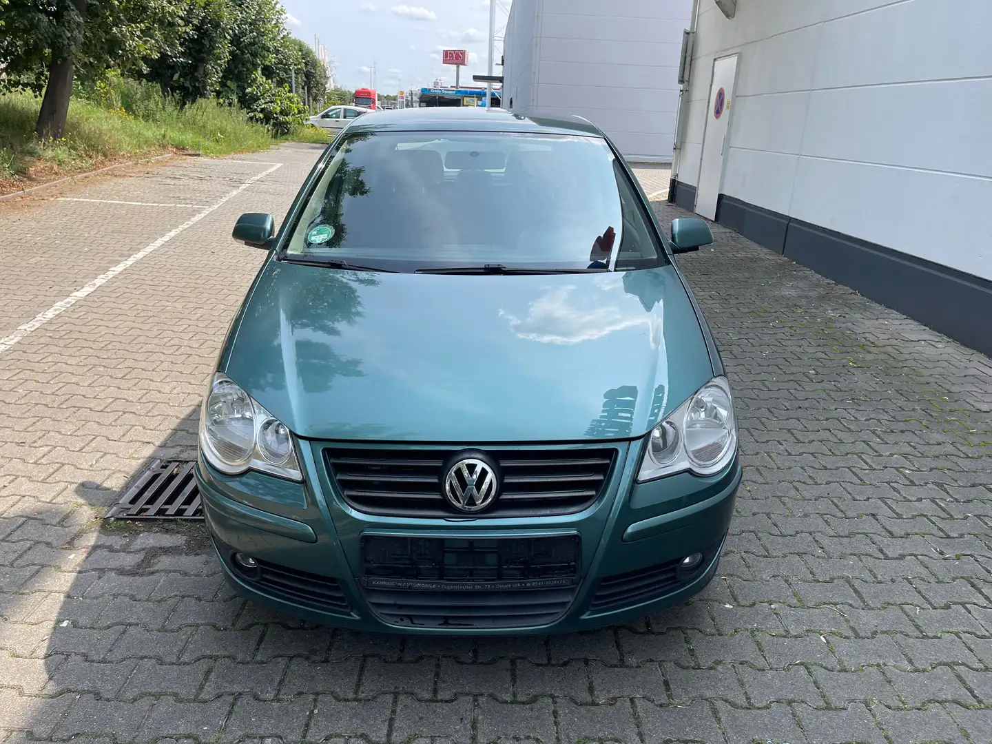 Volkswagen Polo 1.4 TDI Trendline Grün - 2