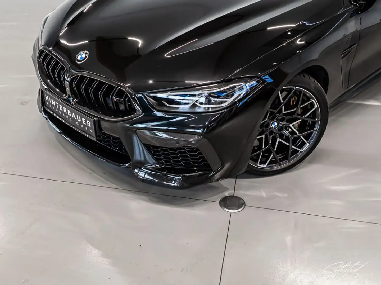 BMW M8 Competition Coupé*CARBON*LNP €279.848,-*-45%* Schwarz - 2