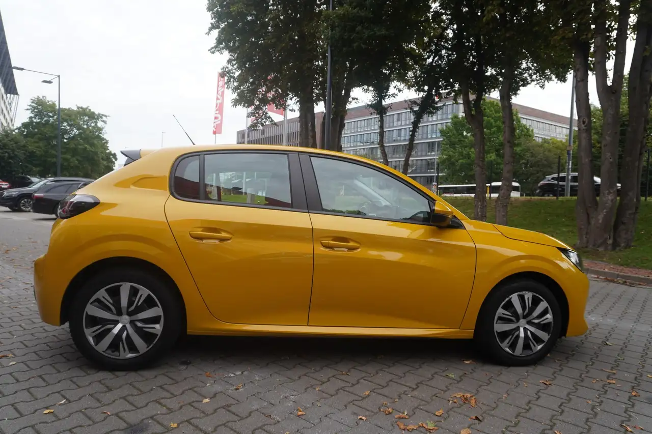 Peugeot 208 208e 136 Active Pack LED Navi Sitzheizung PDC, миниатюра 3