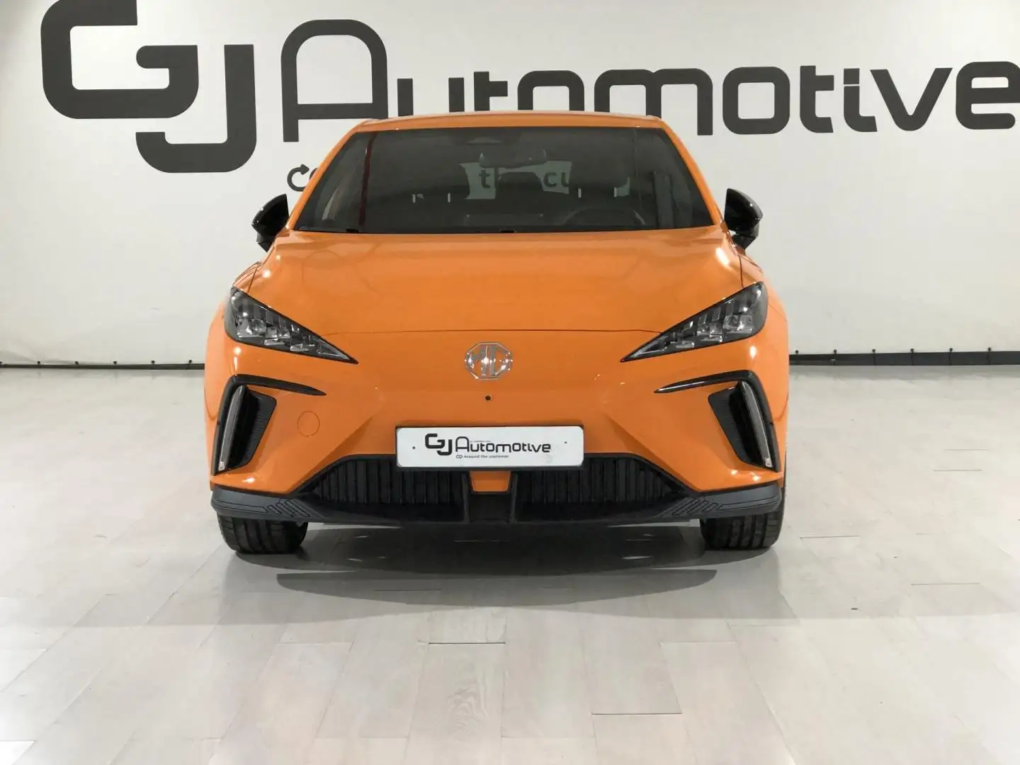 MG MG4 4 Luxury 64kWh Naranja - 2