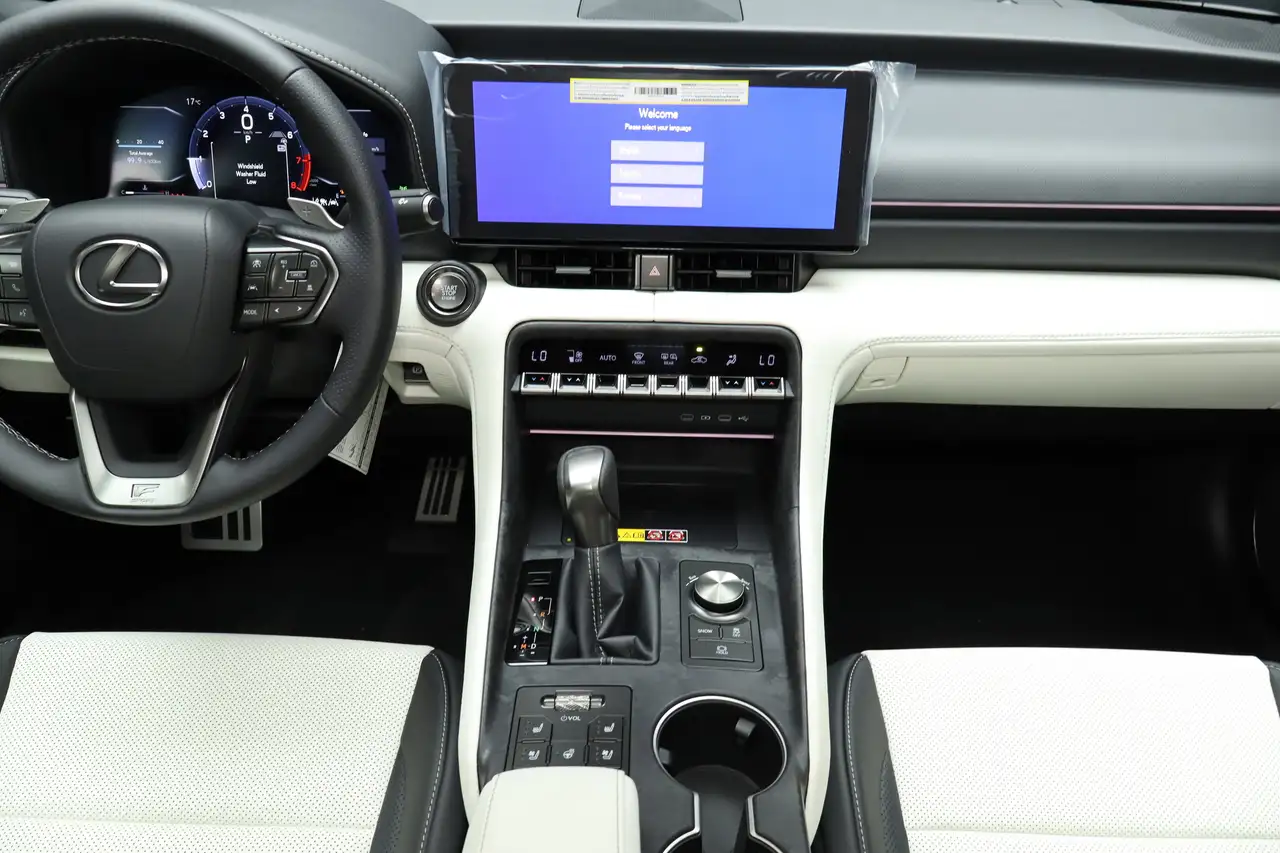 Lexus IS снимка Lexus IS