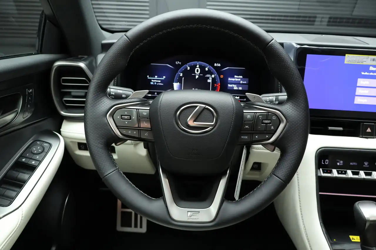 Lexus IS снимка Lexus IS
