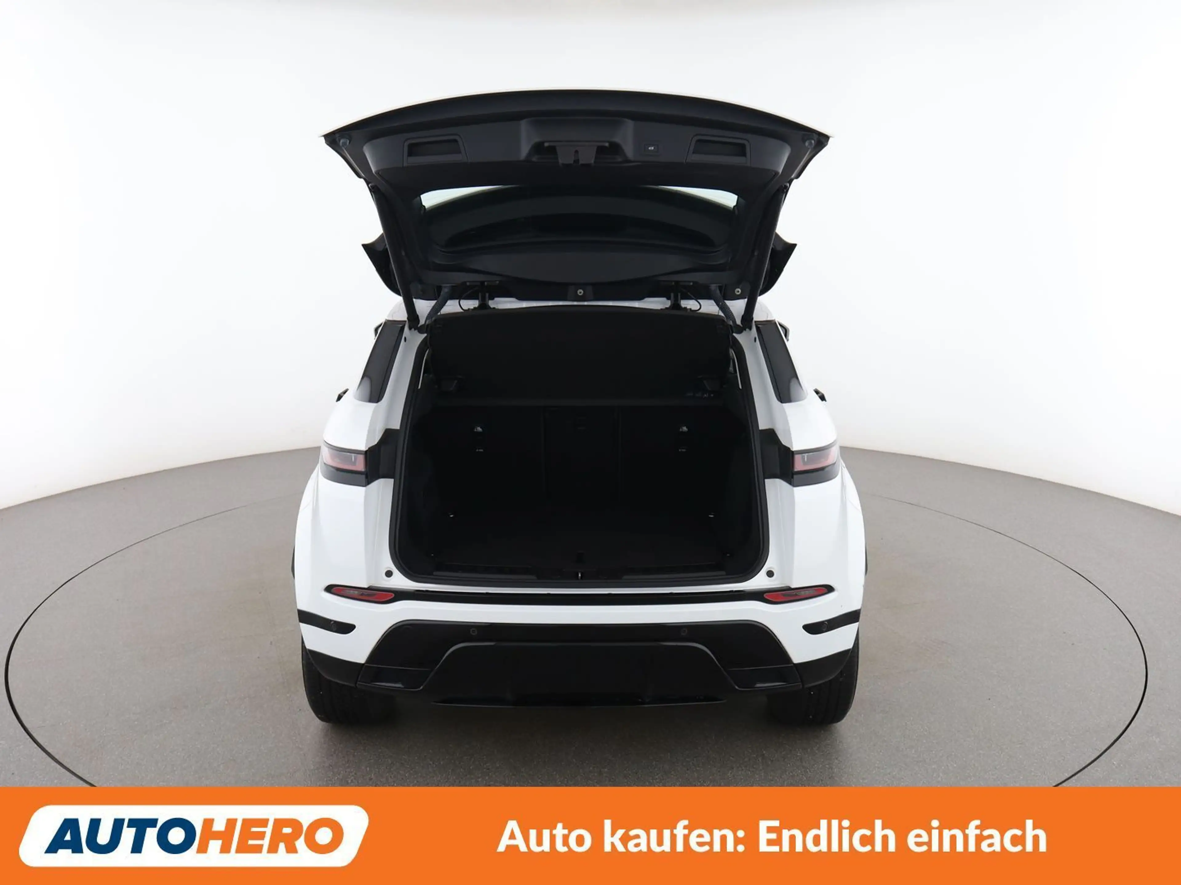 Land Rover Range Rover Evoque P300e Hybrid S R-Dynamic — photo 16