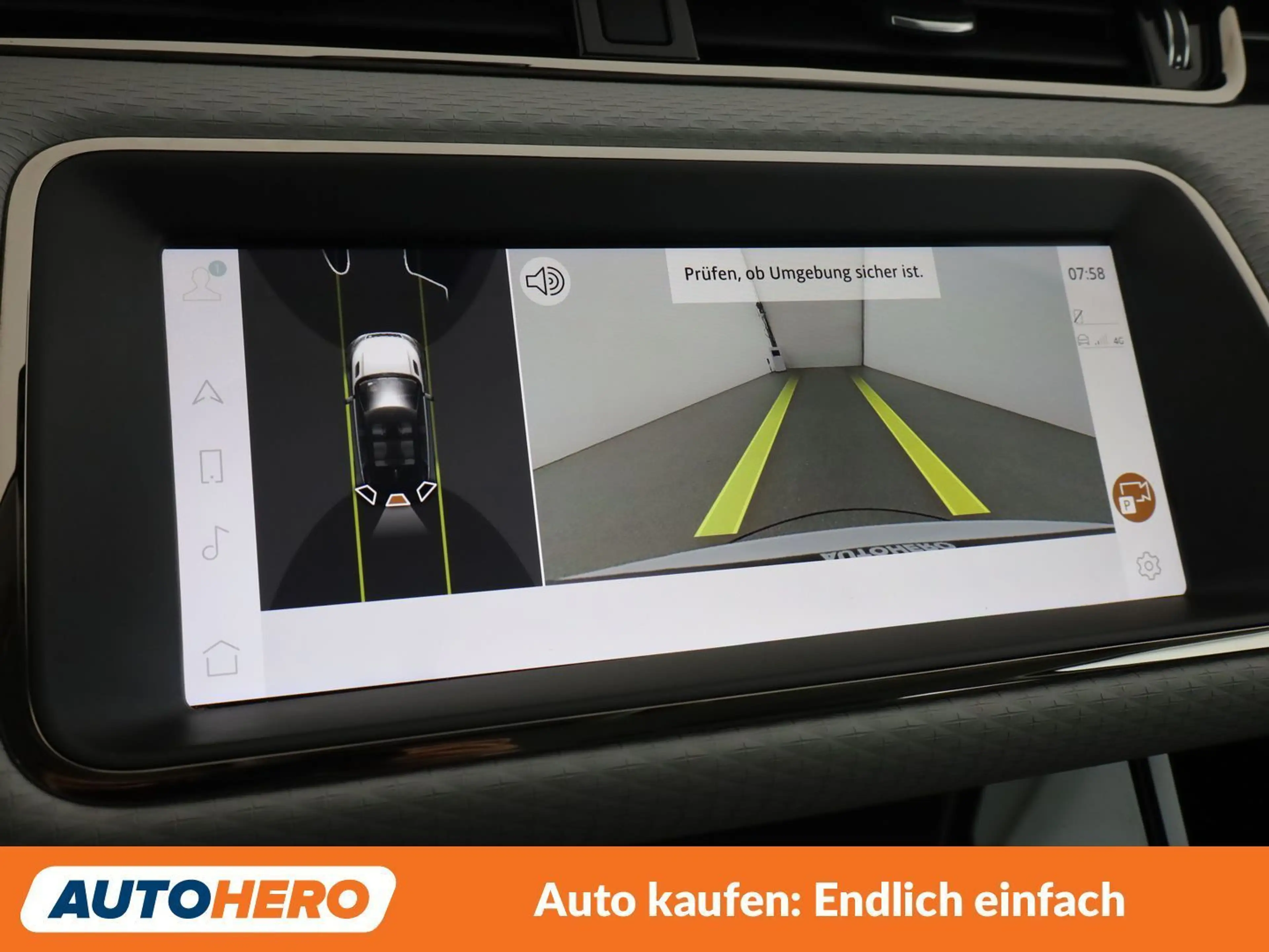 Land Rover Range Rover Evoque P300e Hybrid S R-Dynamic — photo 22