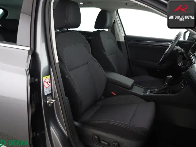 Skoda Superb view 12