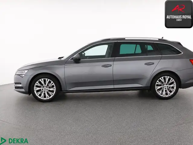Skoda Superb view 2