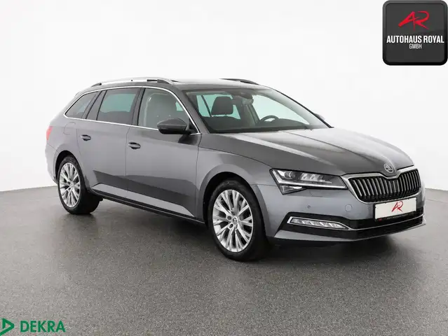 Skoda Superb view 7