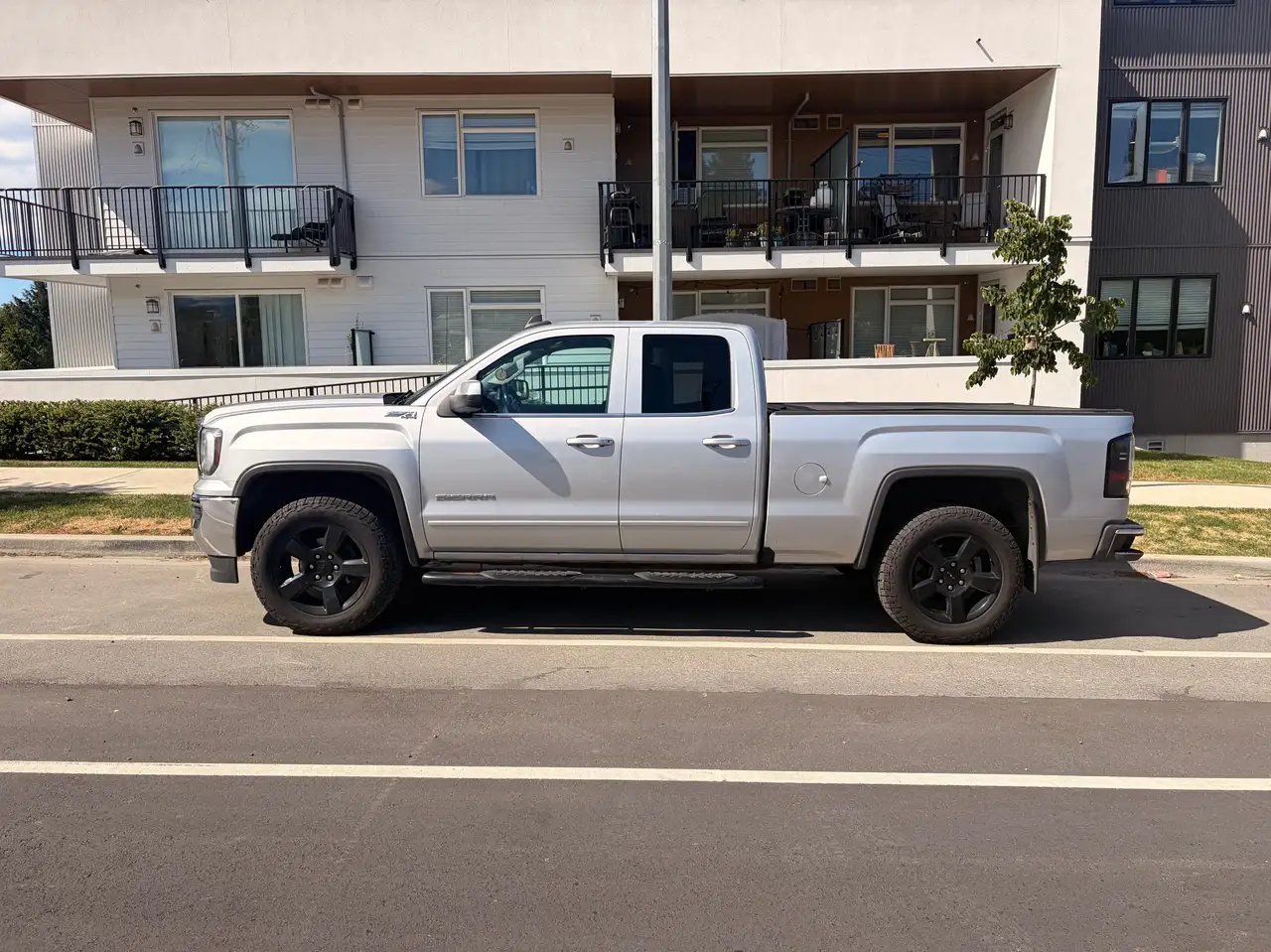 GMC Sierra 1500 fotografie GMC Sierra 1500