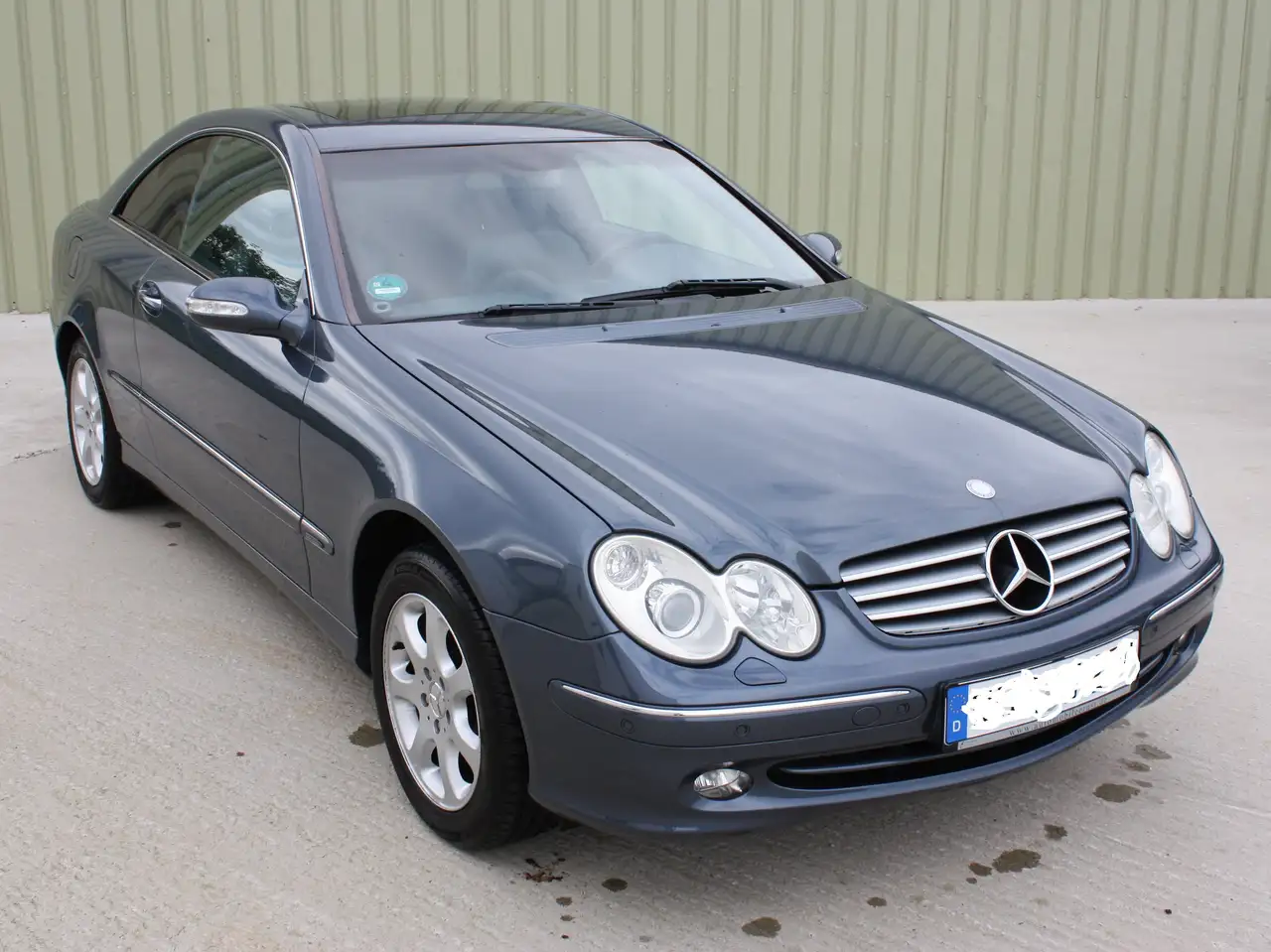 Mercedes-Benz CLK 320