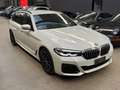 BMW 520 d 48V xDrive Touring Msport Beyaz - thumbnail 3