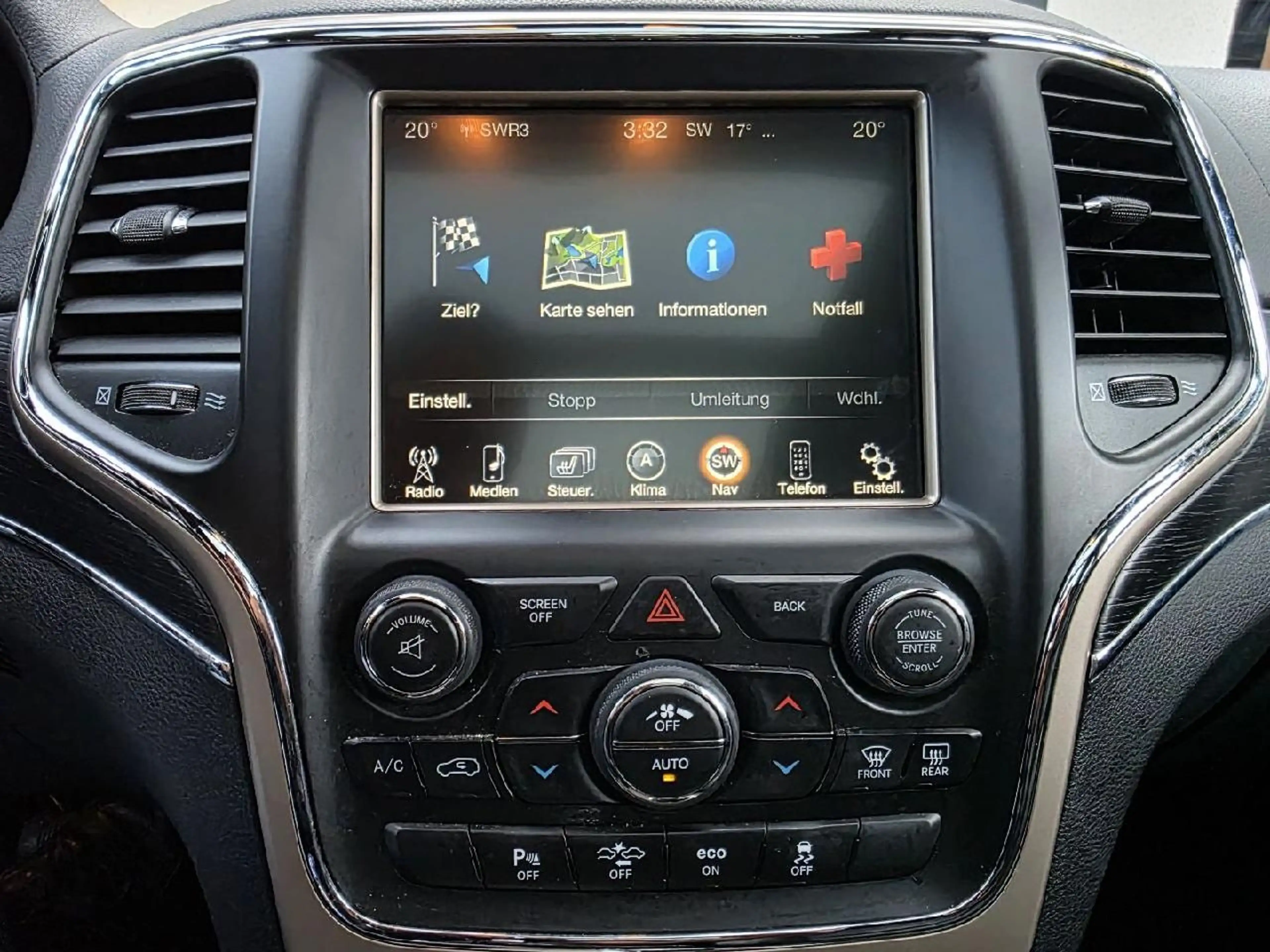 Jeep Grand Cherokee AWD Summit *AHK*ACC*KAM*PANO*TWA* — photo 13