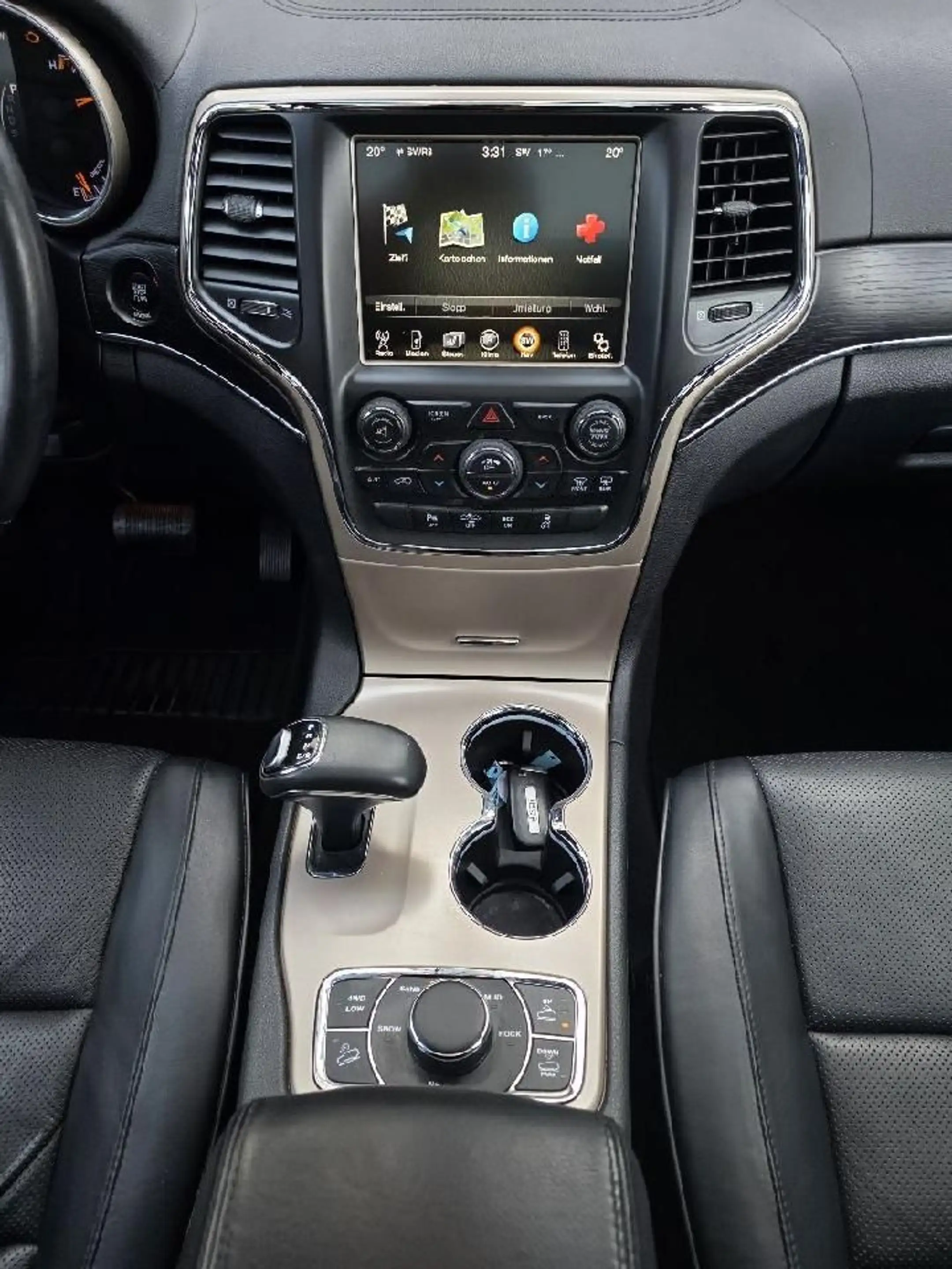 Jeep Grand Cherokee AWD Summit *AHK*ACC*KAM*PANO*TWA* — photo 10