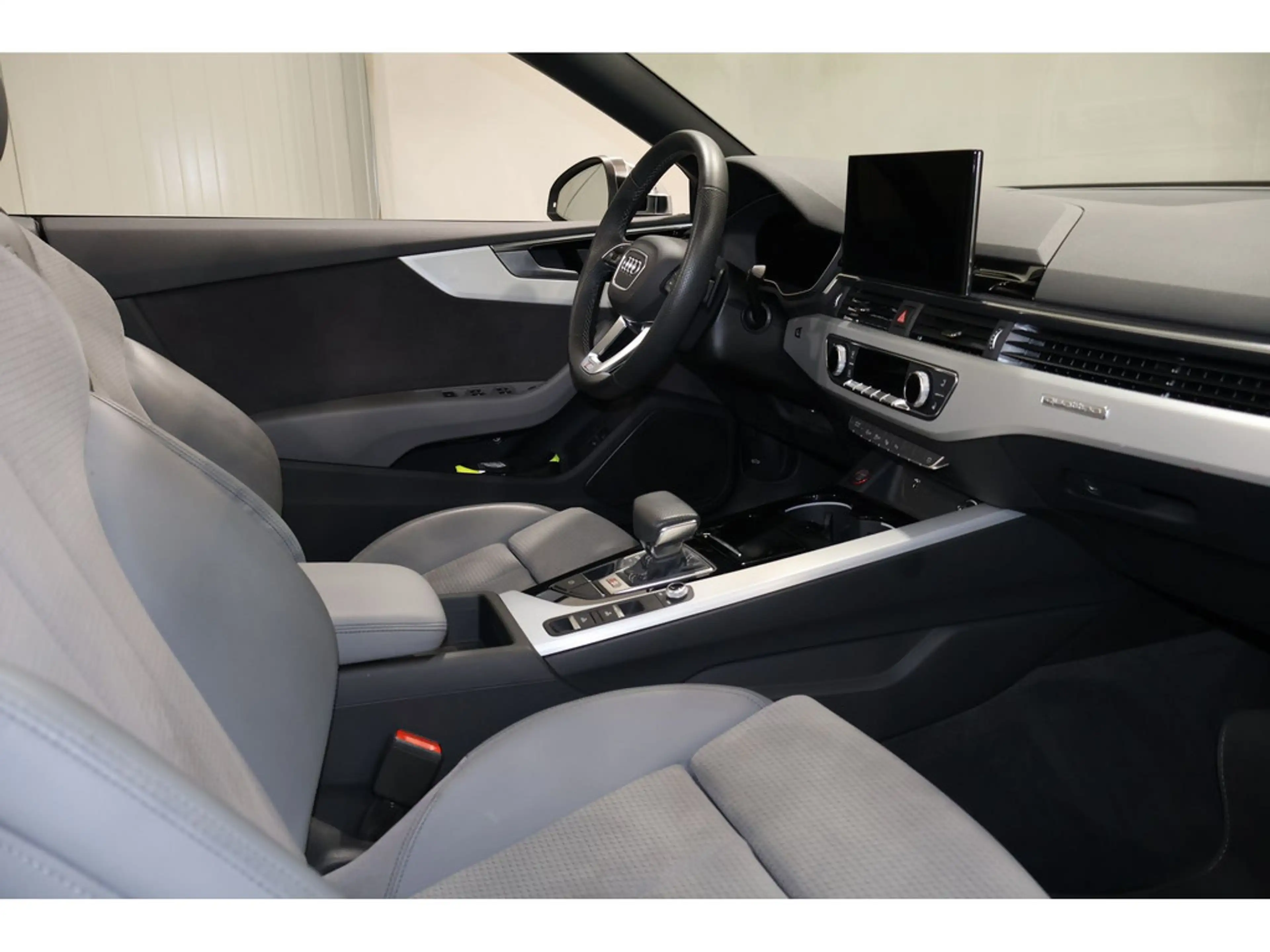 Audi S5 Cabriolet 3.0 TFSI quattro SH*VC*R-kamera — photo 9