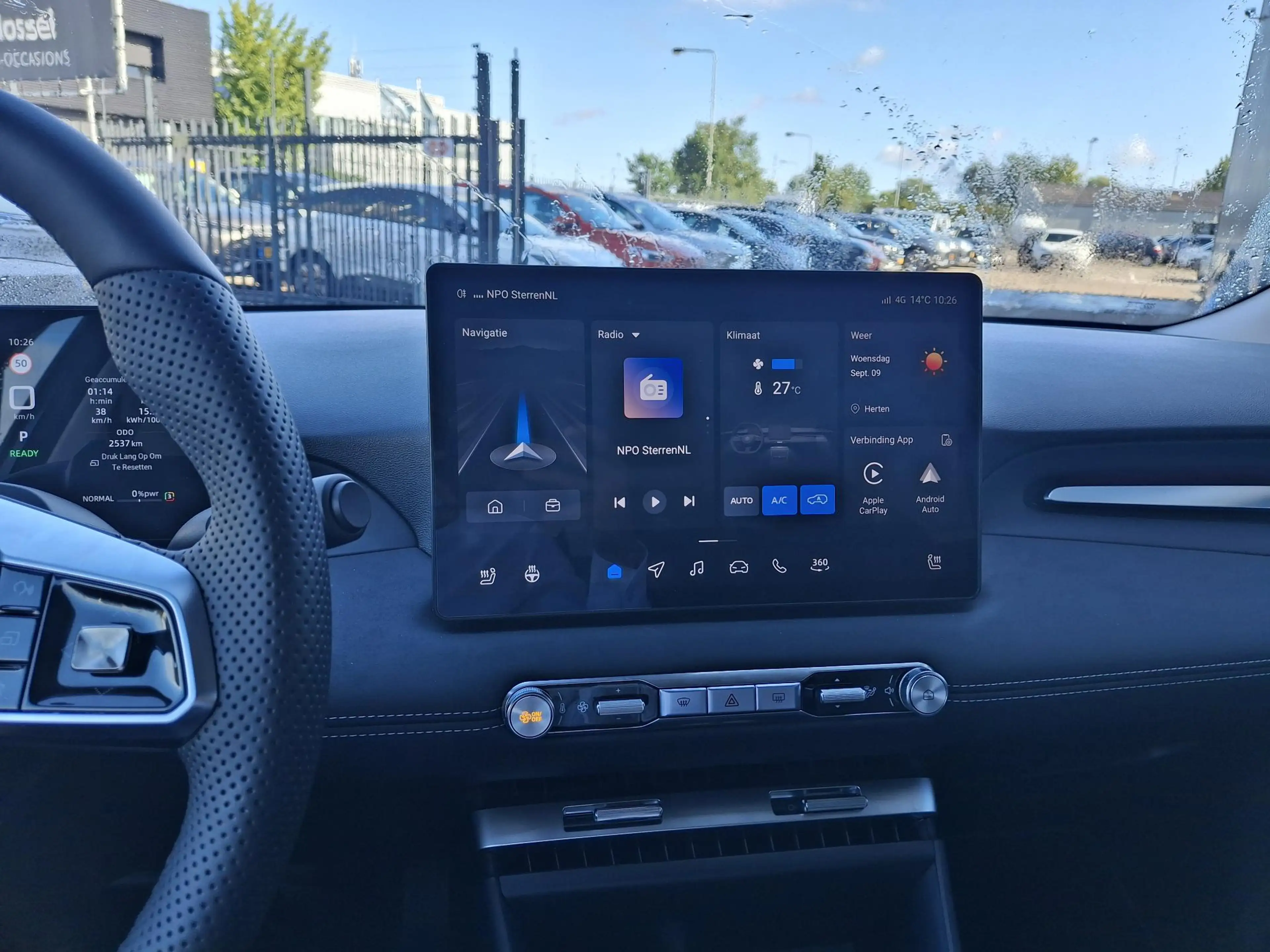 MG MG4 Electric Urban Premium 54 kWh — photo 11