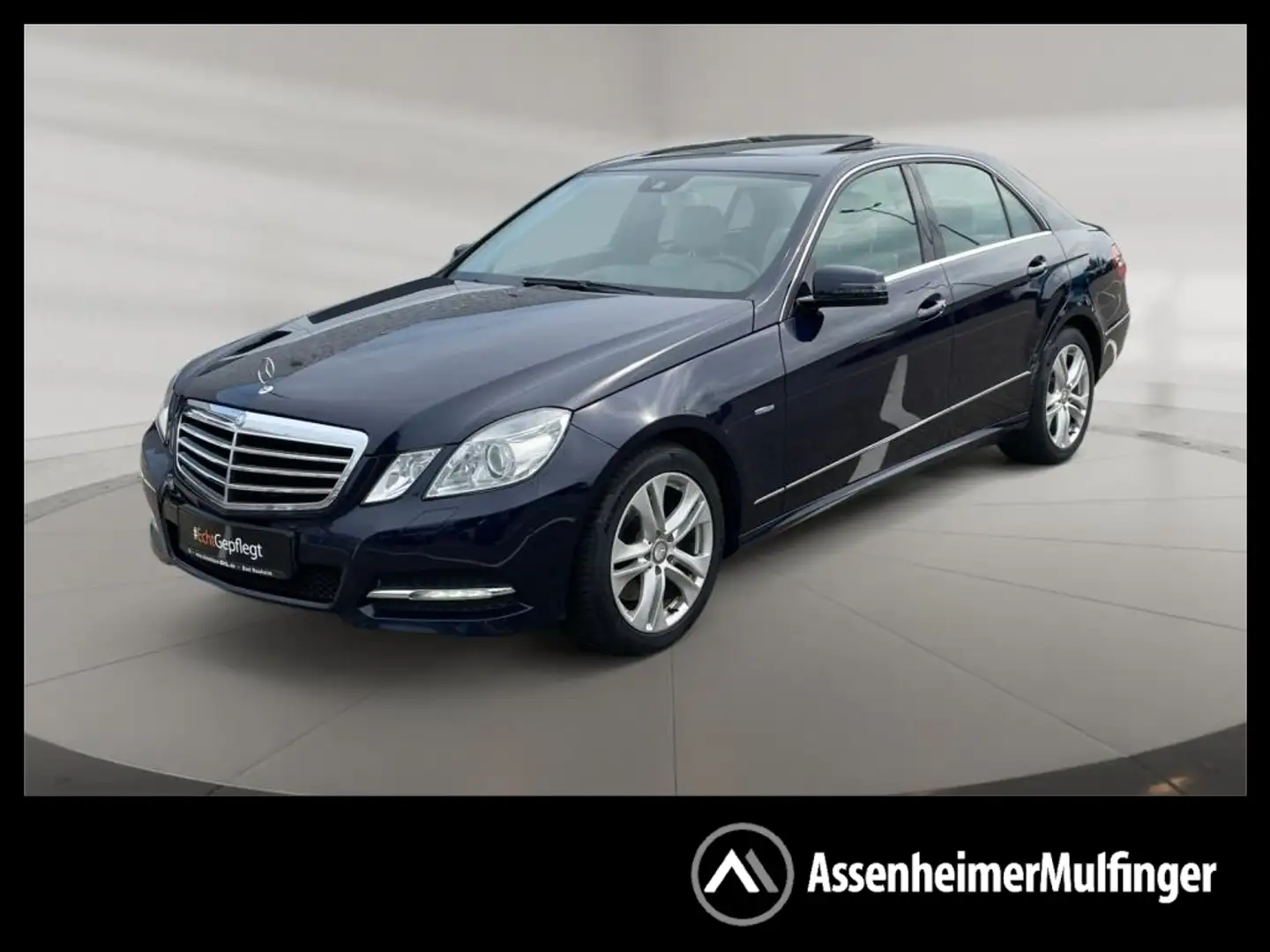 Mercedes-Benz E 350 4matic BE Avantgarde +MBUX+Pano+PDC+Leder Modrá - 1