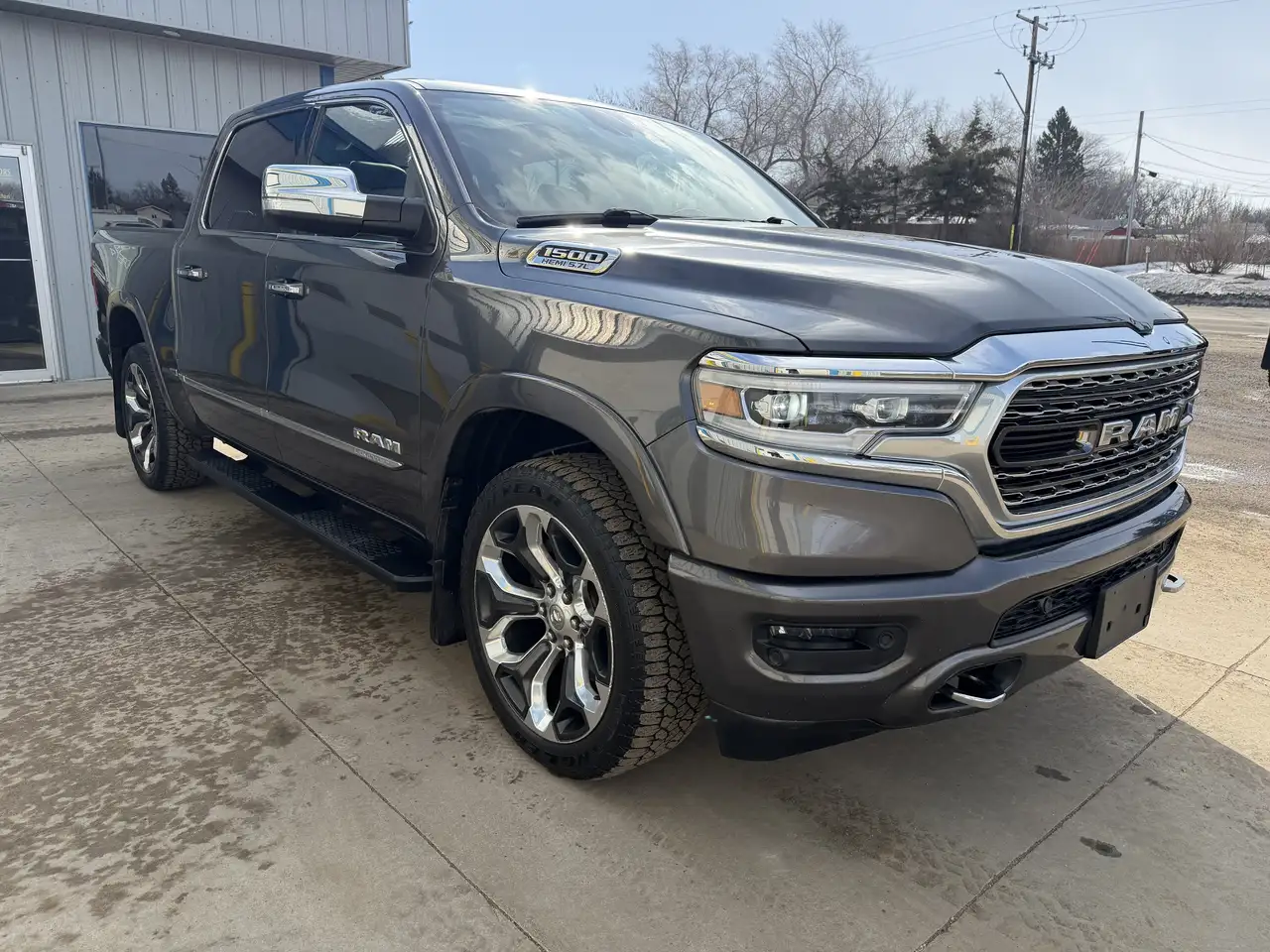 RAM 1500 снимка RAM 1500