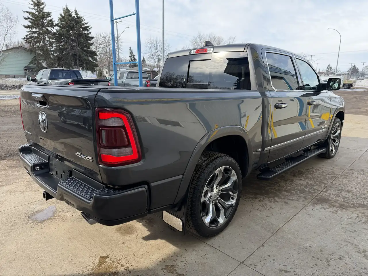 RAM 1500 снимка RAM 1500
