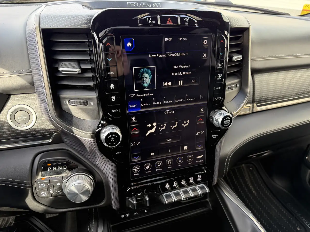 RAM 1500 снимка RAM 1500