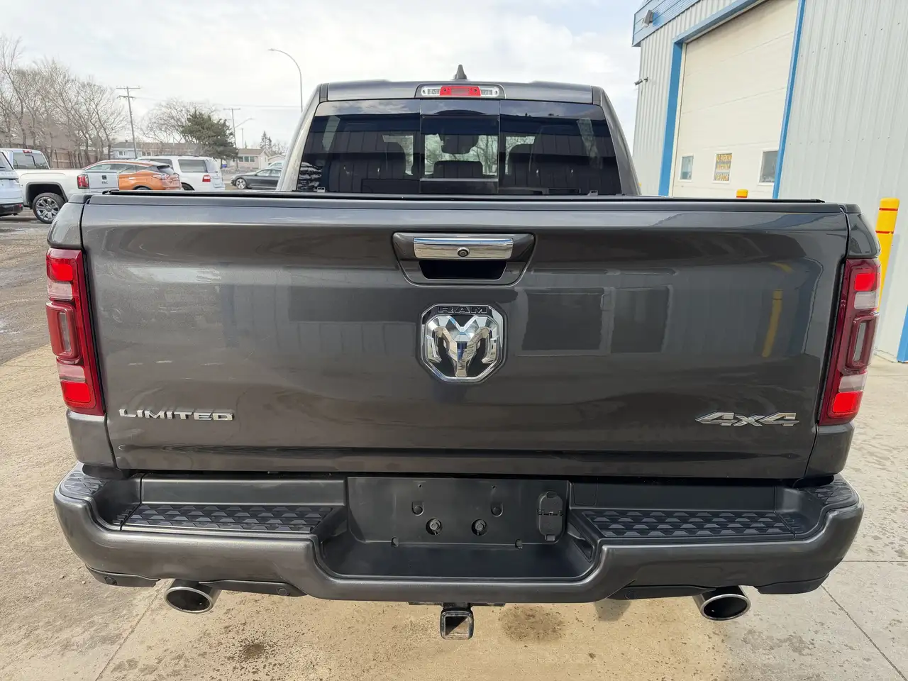 RAM 1500 снимка RAM 1500
