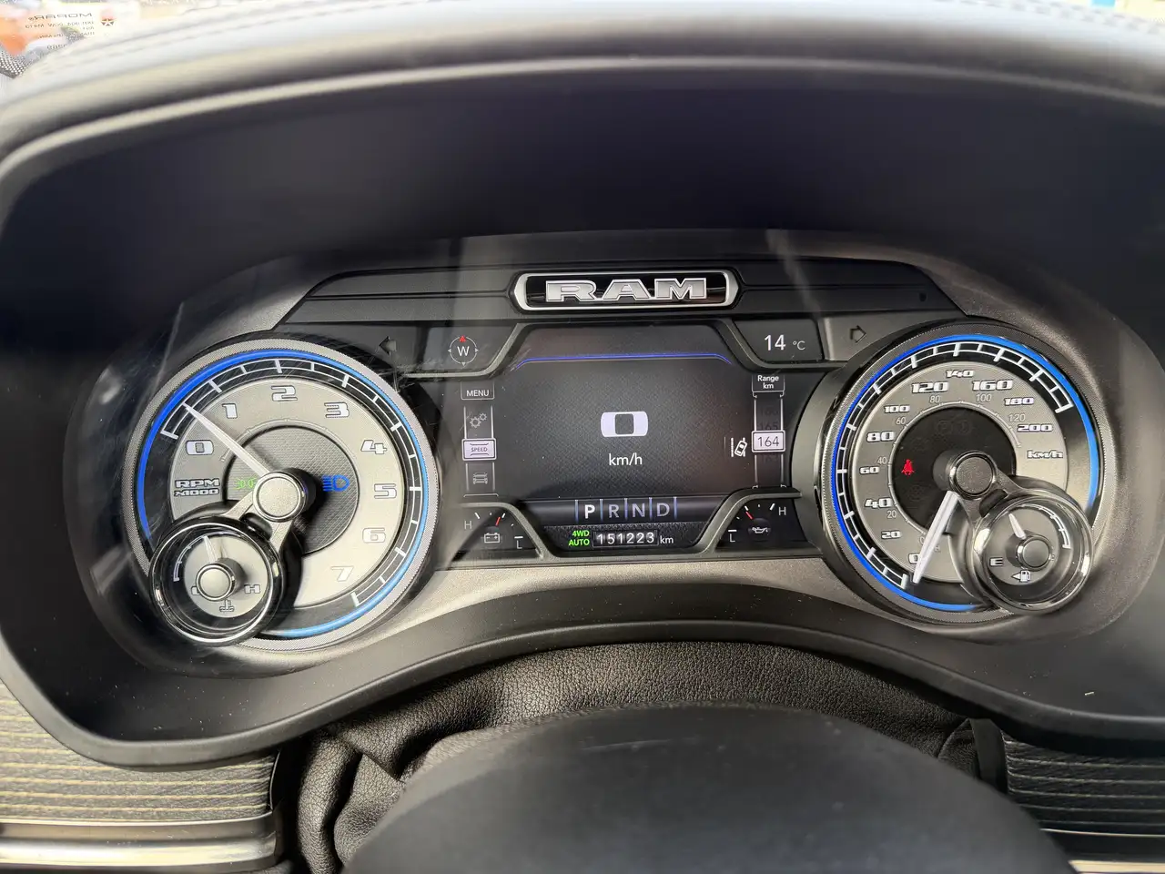 RAM 1500 снимка RAM 1500