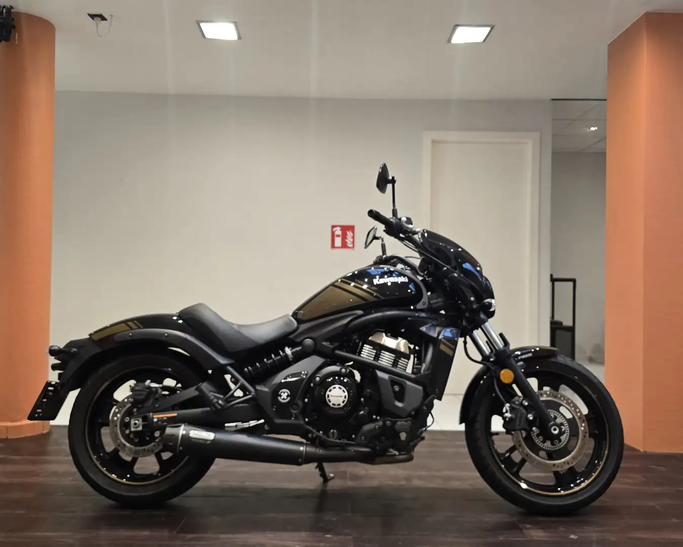 Kawasaki Vulcan S Performance - 1