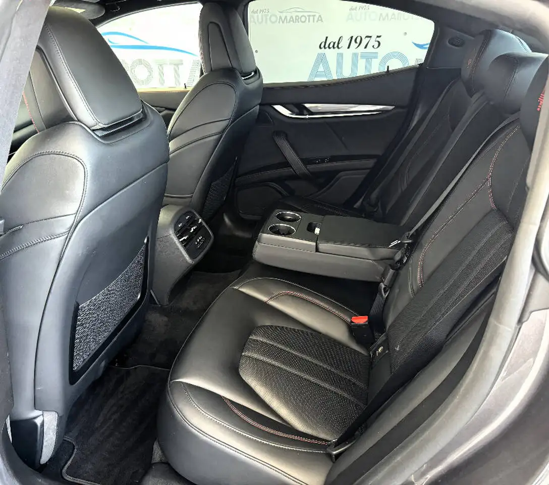 Maserati Ghibli 2023 — фото 10