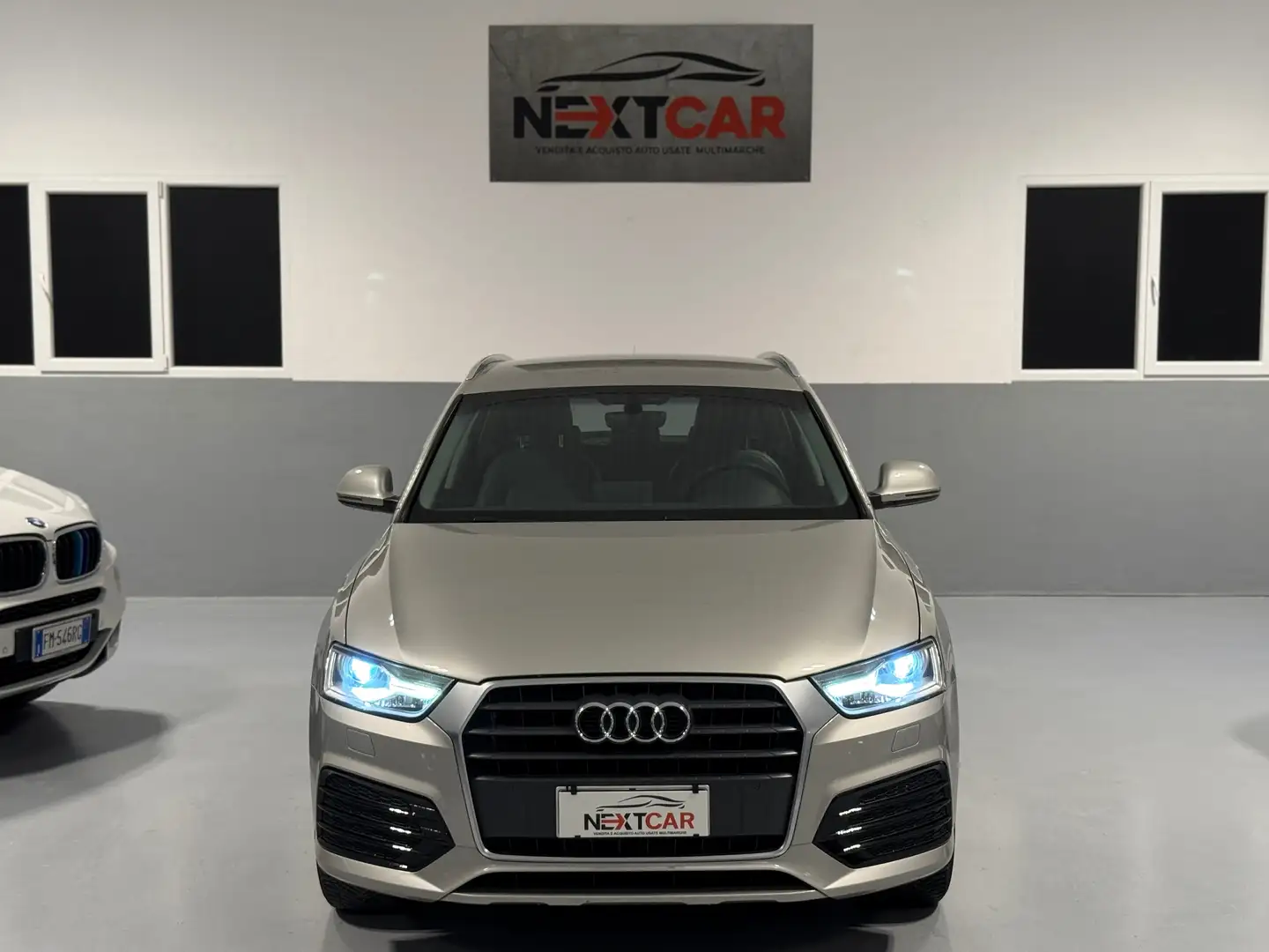 Audi Q3 2.0 tdi Sport PELLE! 90.000KM! Argento - 2